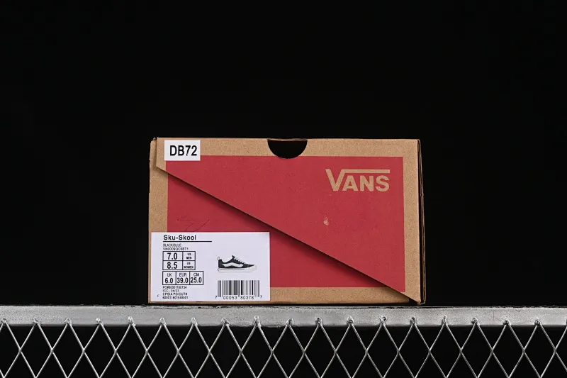 All categories Vans Vans series Vans Low Vans low-top Vans Knu Skool Vans low-top retro casual fat bread shoes VN0009QC6BT1